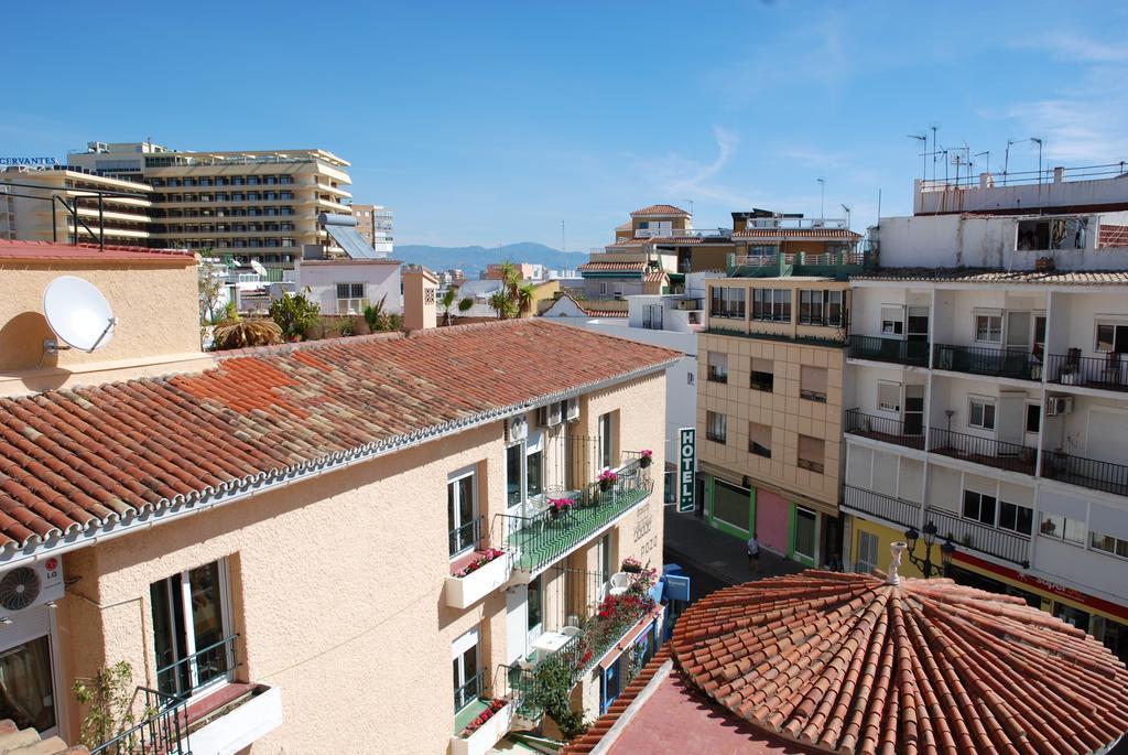 Hotel El Pozo Torremolinos Exterior foto
